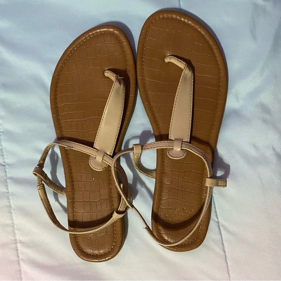 Faded Glory Shoes - tan flat sandals faux patent leather EUC